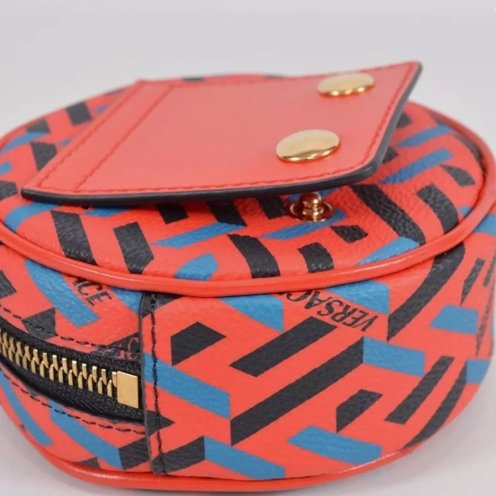 Versace La Greca Round Pouch - Picture 4 of 7